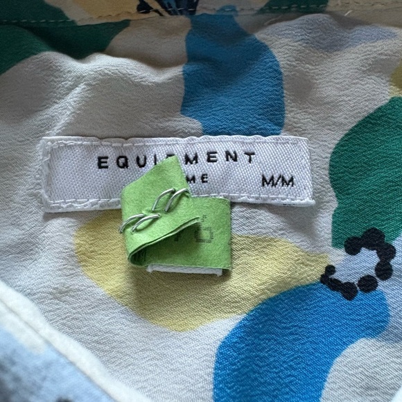 Equipment 100% Silk Blue and Yellow Floral Button Down Shirt - Picture 2 of 4